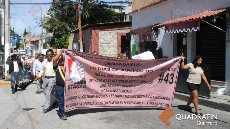 emplazan-a-huelga-sindicatos-de-la-uagro-marcha-1024x576